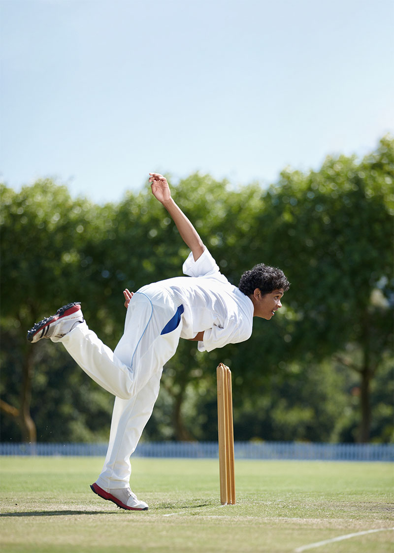 Fast bowling cricket player prone to pars fracture or spondylolysis